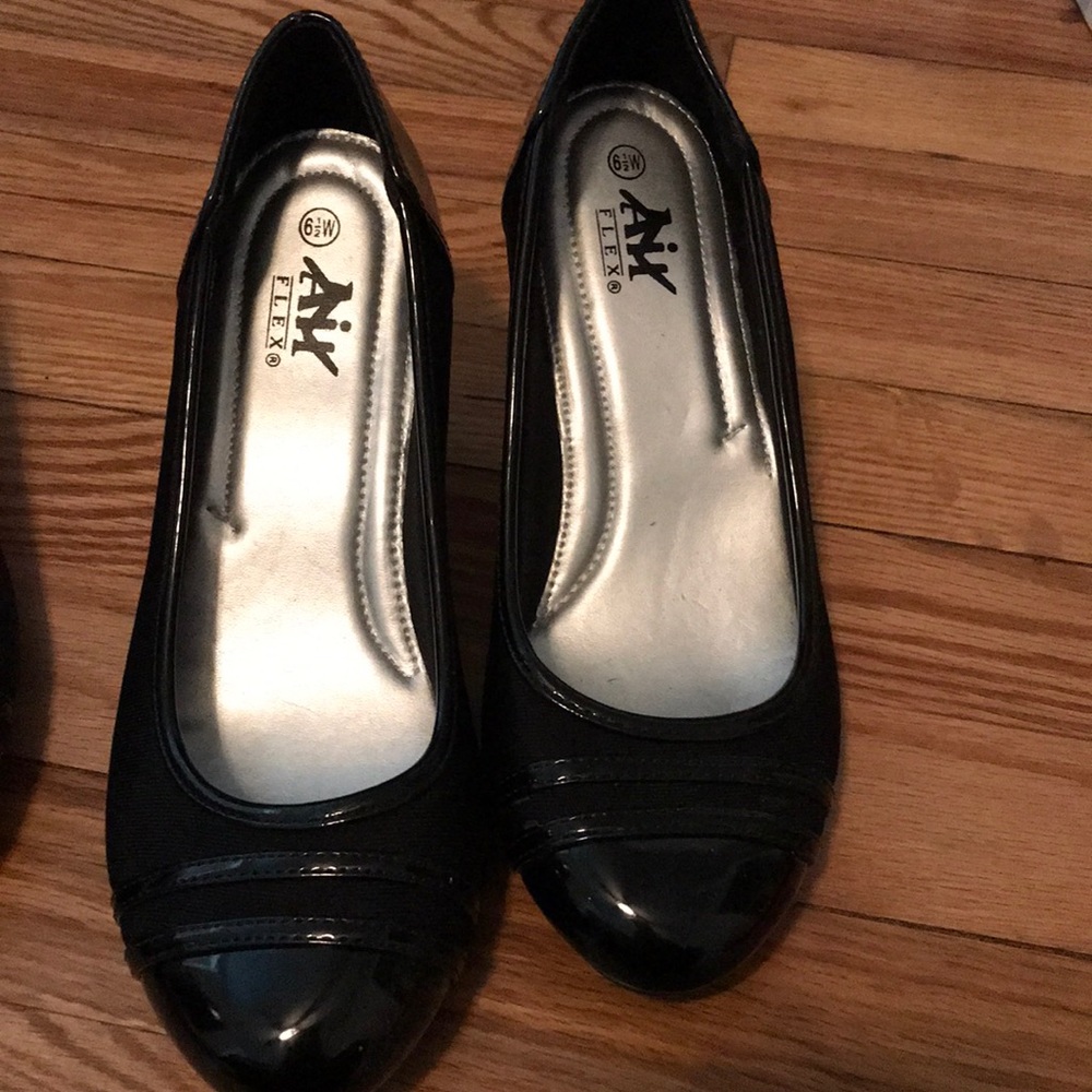 Black Air Flex Heels. 6 1/2 W Excellent Cond